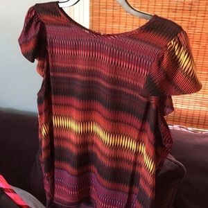 Multicolored shell top XL
